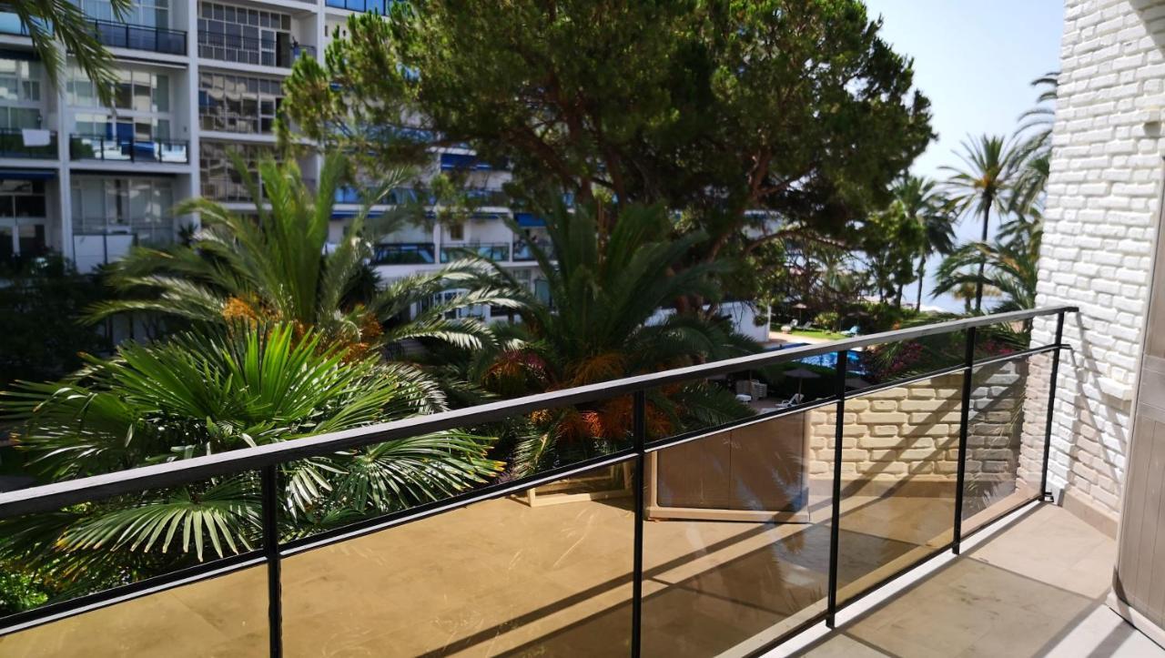 Skol 320C By Completely Marbella Exterior photo